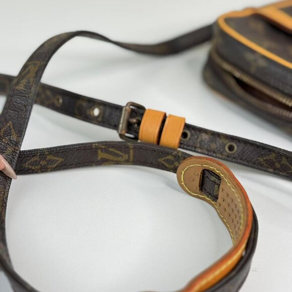 Louis Vuitton Danube Crossbody Bag Monogram Canvas - Picture 6 of 9